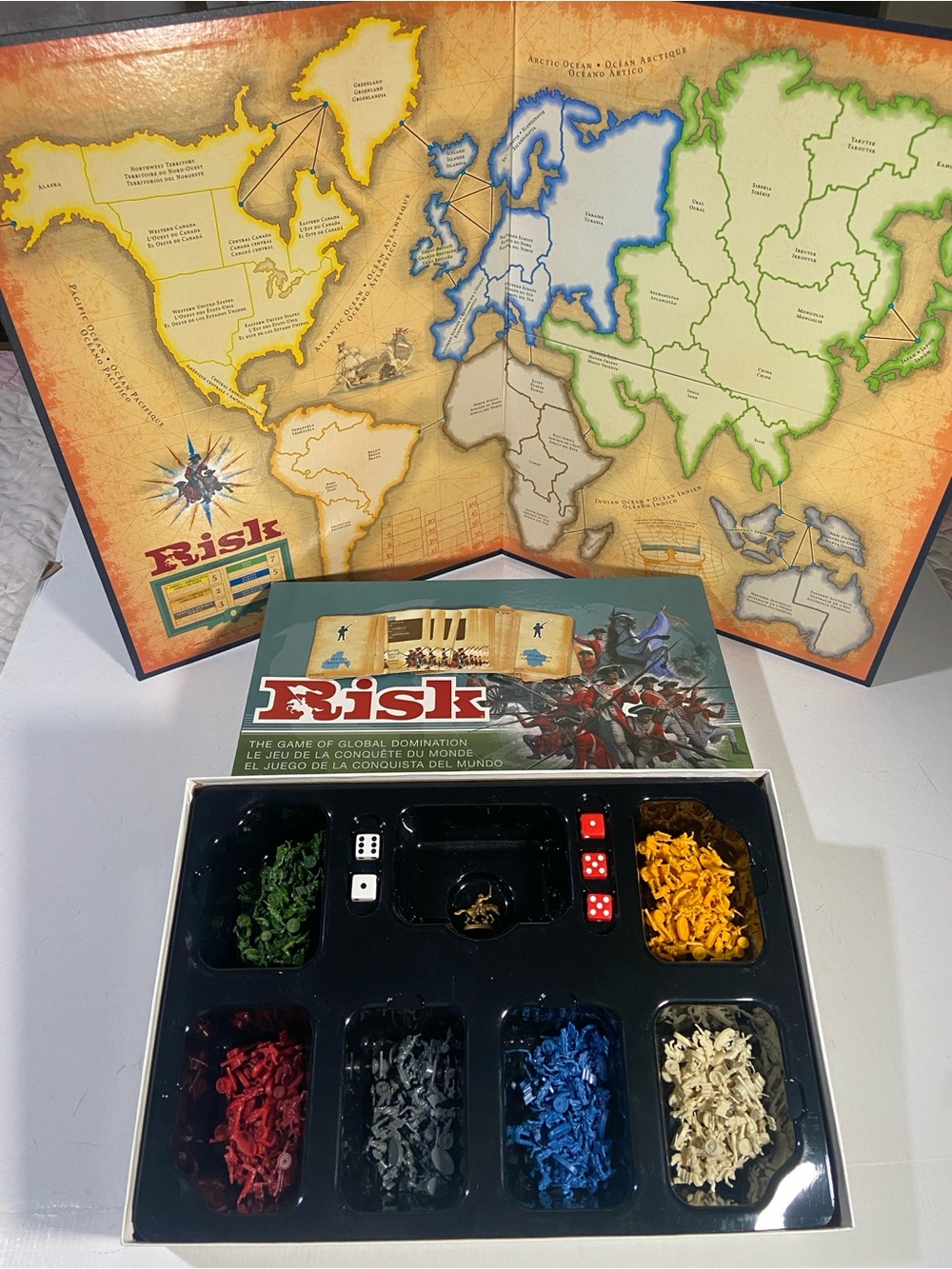 Vintage (2003) RISK board game by Parker Brothers